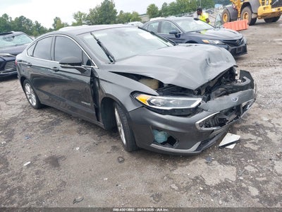 FORD FUSION HYBRID 2019