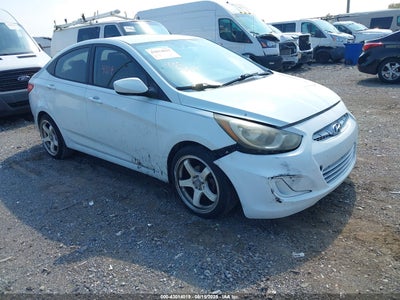 HYUNDAI ACCENT 2012