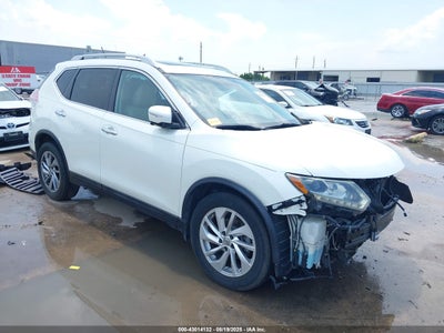 NISSAN ROGUE 2015