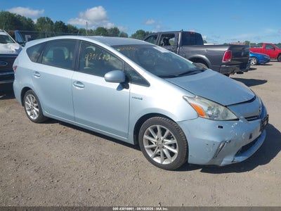 TOYOTA PRIUS V 2014
