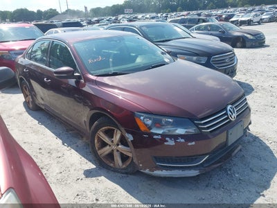 VOLKSWAGEN PASSAT 2013