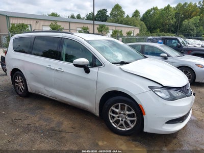 CHRYSLER VOYAGER 2021