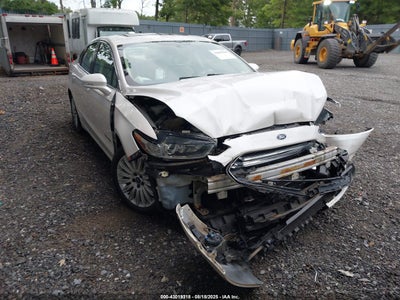 FORD FUSION HYBRID 2015