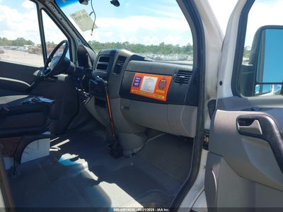 MERCEDES-BENZ SPRINTER 2500 2012