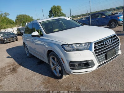 AUDI Q7 2019
