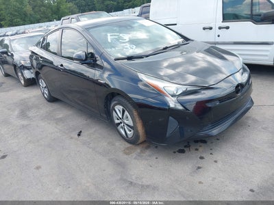 TOYOTA PRIUS 2018