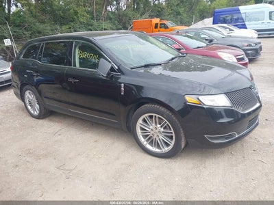 LINCOLN MKT 2014