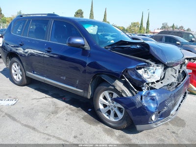 TOYOTA HIGHLANDER 2013