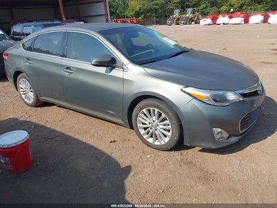 TOYOTA AVALON HYBRID 2013
