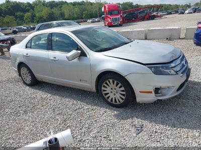 FORD FUSION HYBRID 2011