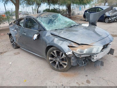 NISSAN MAXIMA 2017
