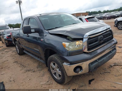 TOYOTA TUNDRA 2013
