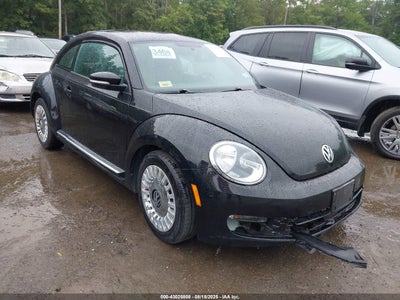 VOLKSWAGEN BEETLE 2015