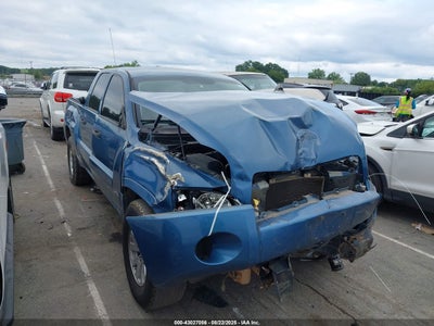 MITSUBISHI RAIDER 2006