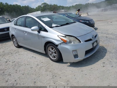 TOYOTA PRIUS 2011