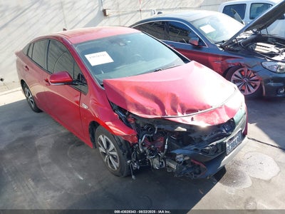 TOYOTA PRIUS PRIME 2017