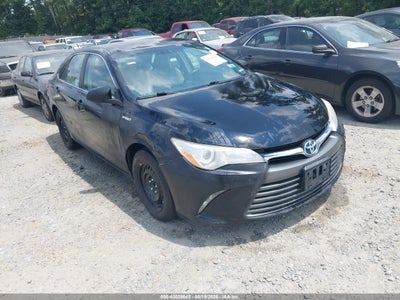 TOYOTA CAMRY HYBRID 2015