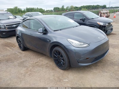 TESLA MODEL Y 2021