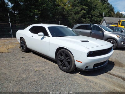 DODGE CHALLENGER 2017
