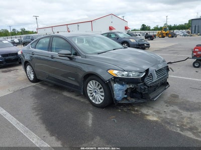 FORD FUSION HYBRID 2016