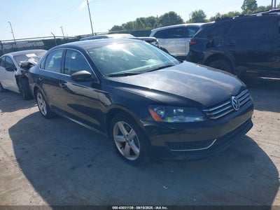 VOLKSWAGEN PASSAT 2012