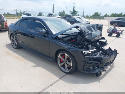 AUDI A4 2024