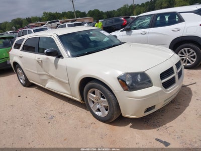DODGE MAGNUM 2005