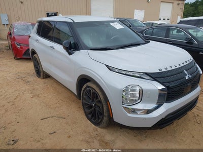 MITSUBISHI OUTLANDER 2023