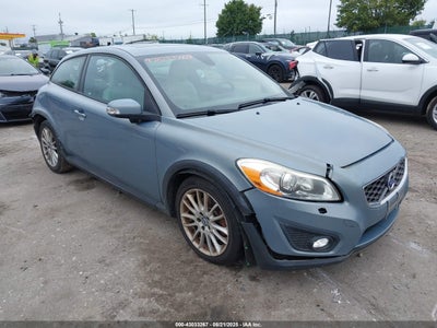 VOLVO C30 2012