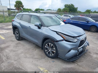 TOYOTA HIGHLANDER 2022