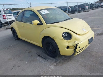 VOLKSWAGEN NEW BEETLE 2004