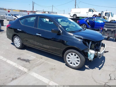 NISSAN VERSA 2018