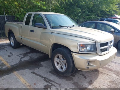 RAM DAKOTA 2011
