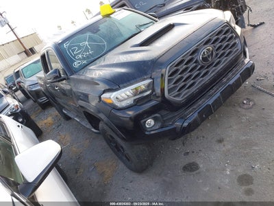 TOYOTA TACOMA 2022