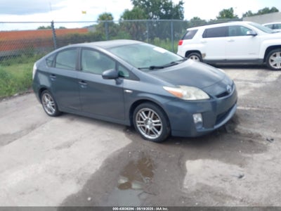 TOYOTA PRIUS 2011