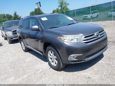 TOYOTA HIGHLANDER 2013