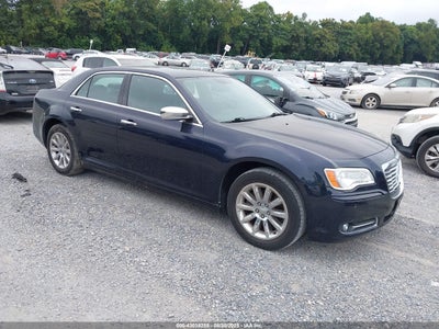 CHRYSLER 300 2011