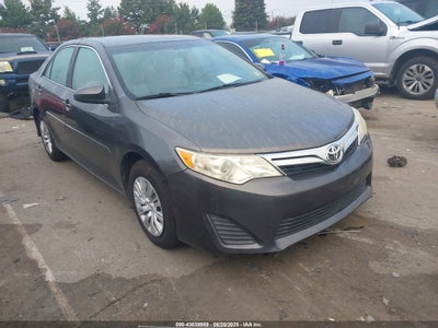 TOYOTA CAMRY 2014