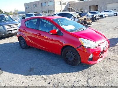 TOYOTA PRIUS C 2014