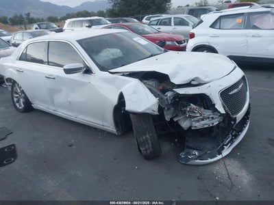 CHRYSLER 300 2019