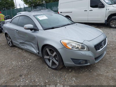 VOLVO C70 2011