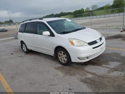 TOYOTA SIENNA 2004