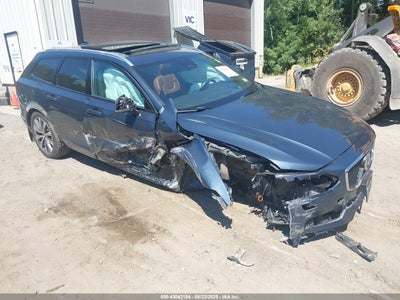 VOLVO V90 CROSS COUNTRY 2022