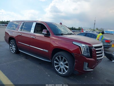 CADILLAC ESCALADE ESV 2017