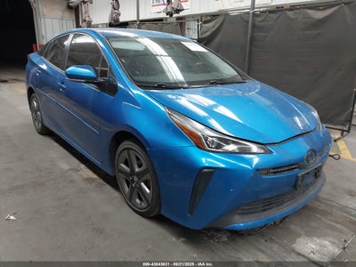 TOYOTA PRIUS 2019