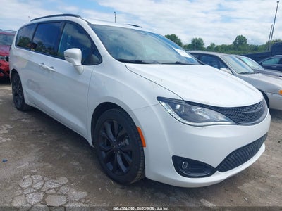 CHRYSLER PACIFICA 2020