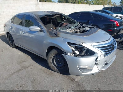 NISSAN ALTIMA 2015