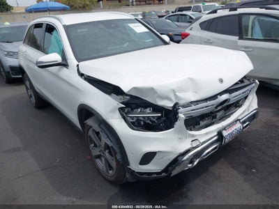 MERCEDES-BENZ GLC 300 2022