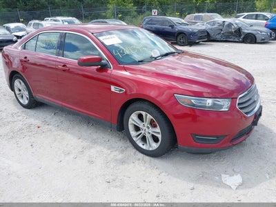 FORD TAURUS 2016