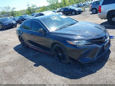 TOYOTA CAMRY 2018